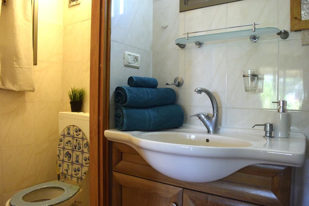 Dutch Farm Israel Bed & Breakfast Sede Zevi Exterior photo