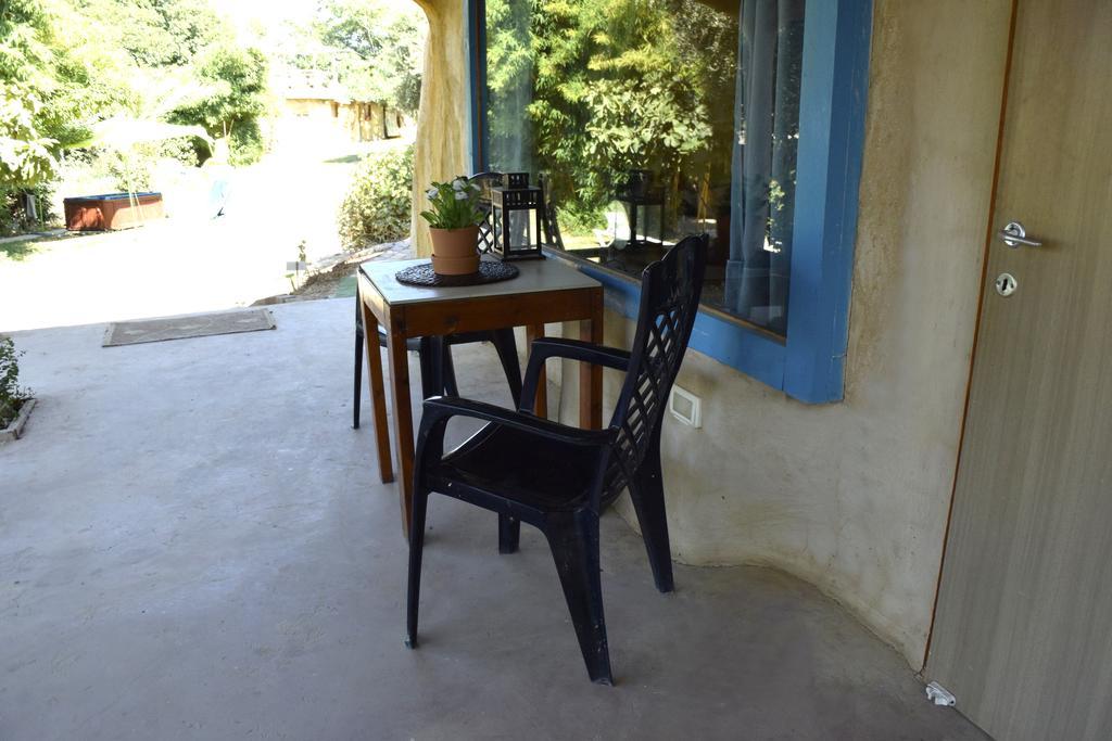 Dutch Farm Israel Bed & Breakfast Sede Zevi Exterior photo