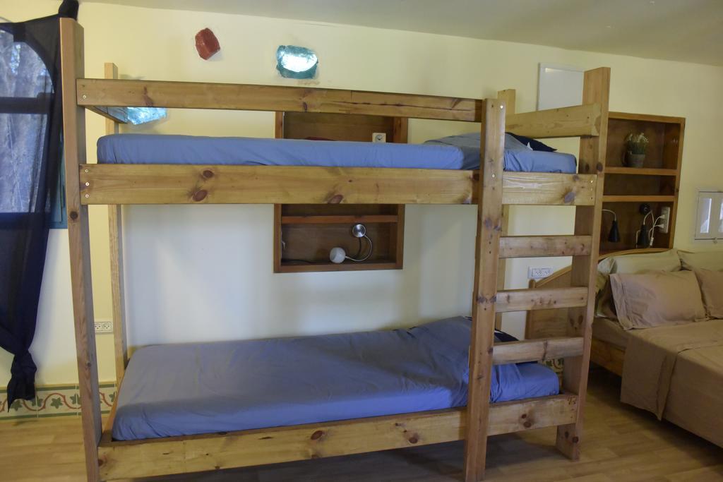 Dutch Farm Israel Bed & Breakfast Sede Zevi Exterior photo